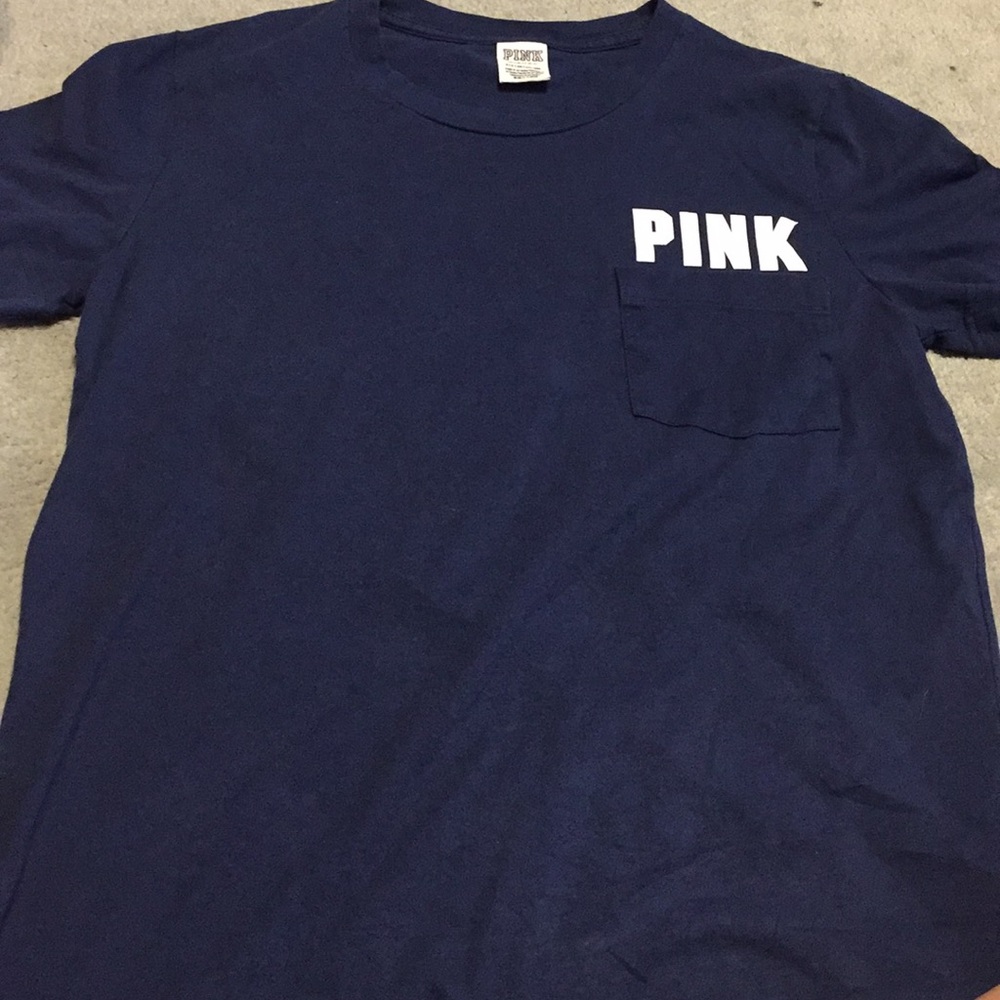 VS Love Pink pocket tee!!